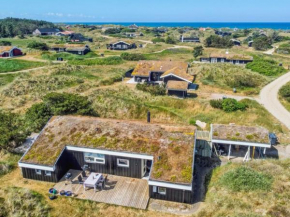 Holiday Home Hrefna - 500m from the sea by Interhome